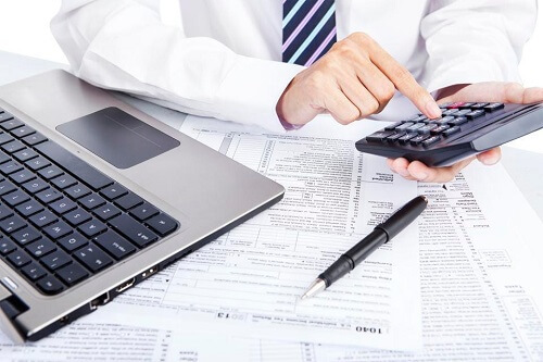 Maintaining invoices