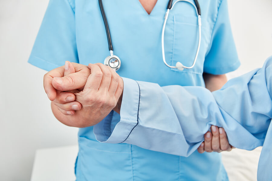 How Peer References Impact Medical Licensing